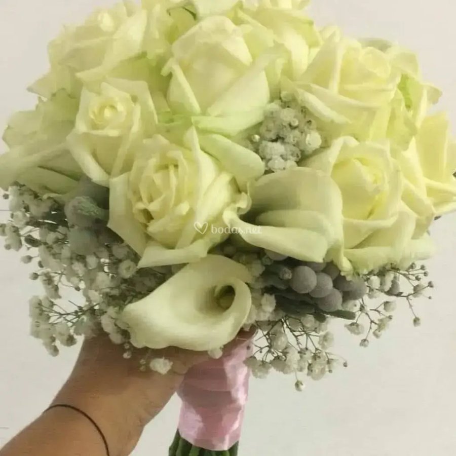Ramo de novia blanco