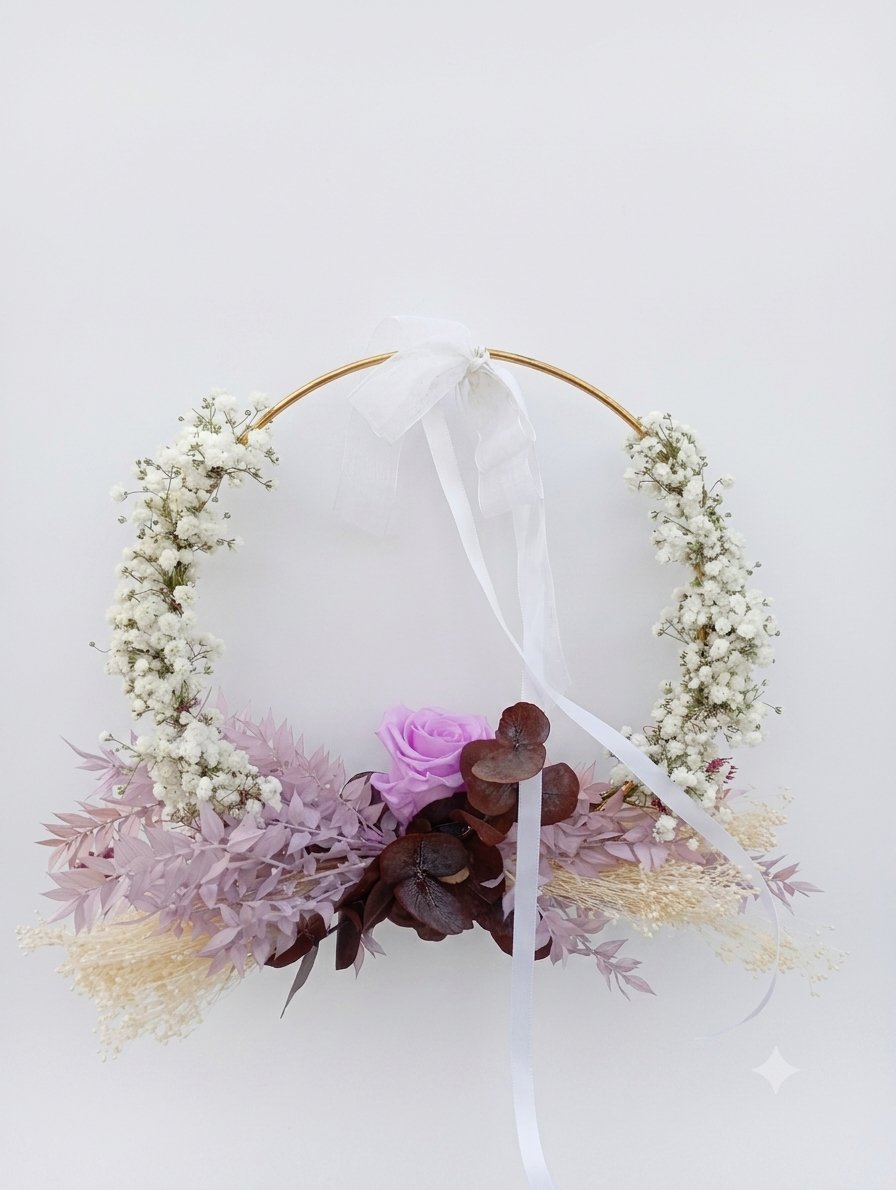 Aro decorativo con flor preservada